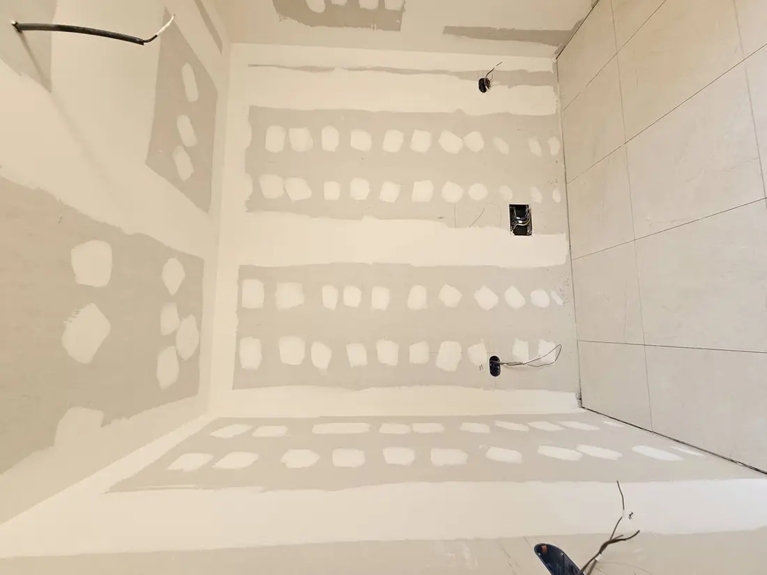 Tabiques pladur — habitación amplia